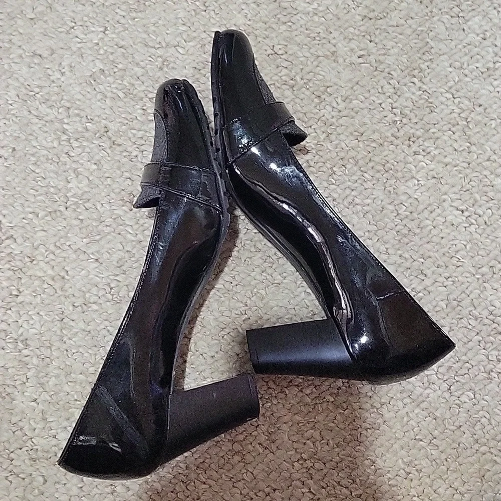 s.r.o. black patent leather heels with gray flannel accent.  Size 9.